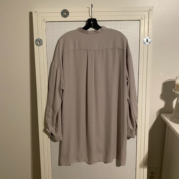 Target Mossimo Gray/Taupe Tunic Blouse - Picture 4 of 7
